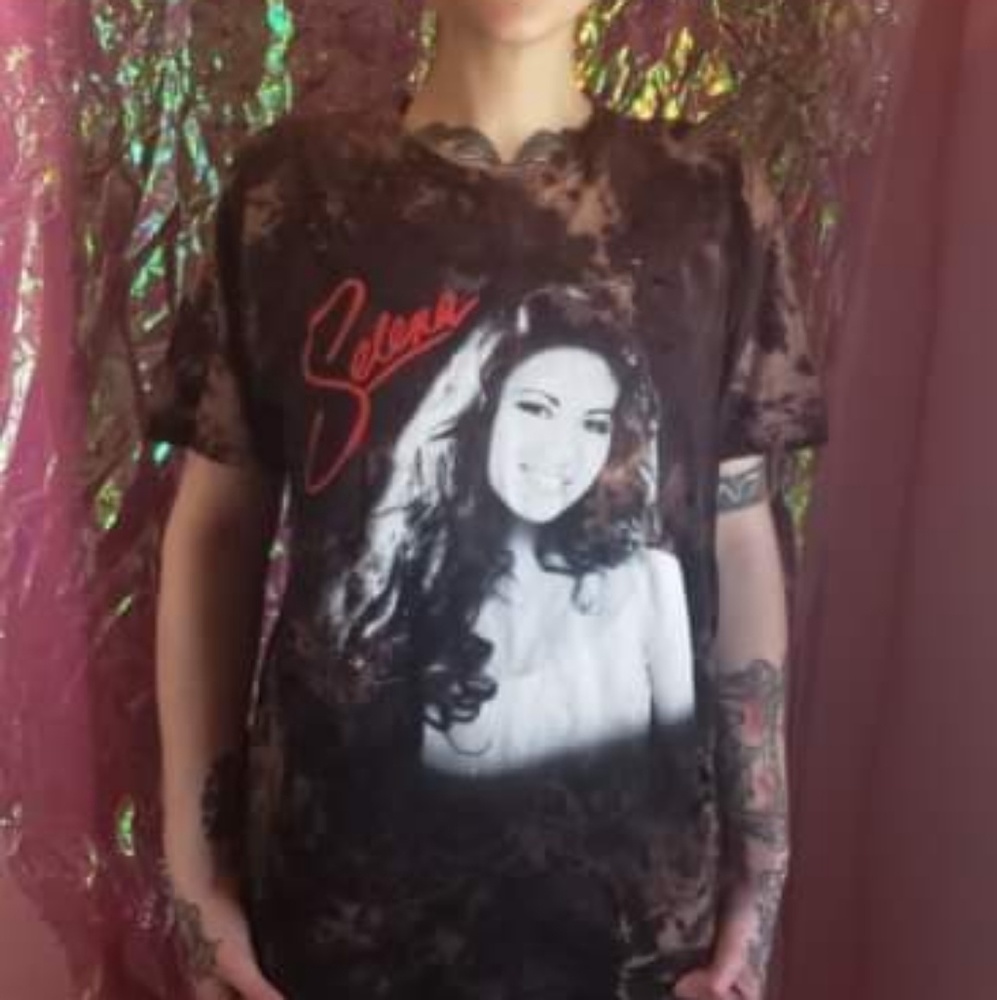 Selena t shirt